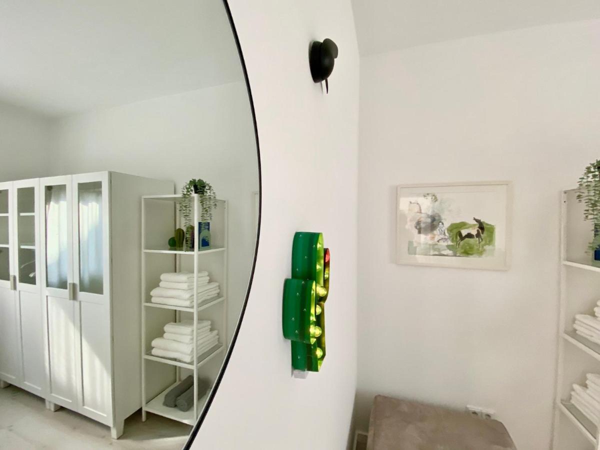 Modernes Apartment, Terrasse Und Garten Am Lilienthalpark Im Suedwesten Berlins المظهر الخارجي الصورة
