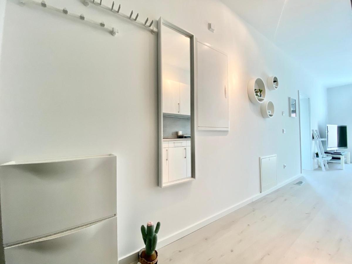 Modernes Apartment, Terrasse Und Garten Am Lilienthalpark Im Suedwesten Berlins المظهر الخارجي الصورة