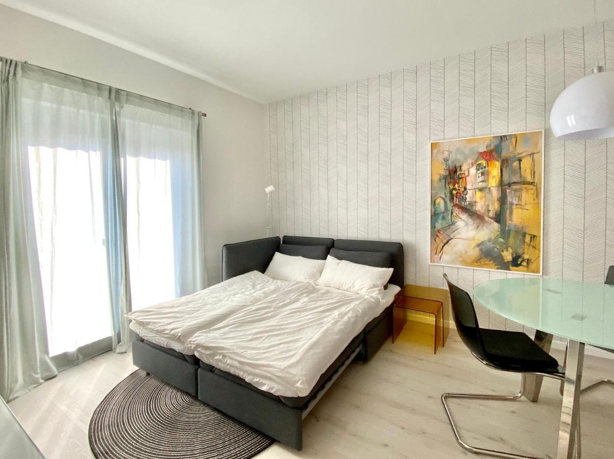 Modernes Apartment, Terrasse Und Garten Am Lilienthalpark Im Suedwesten Berlins المظهر الخارجي الصورة